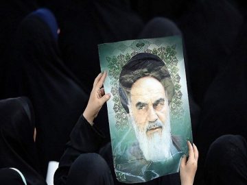 تنها راه حفظ انقلاب، بازخوانی اندیشه امام (ره) است