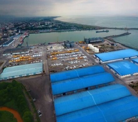 خزر کوچک می‌شود