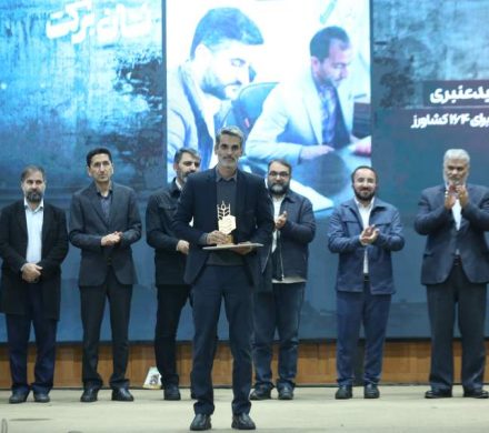 «نشان ملی برکت» به قرارگاه جهادی علمدار اهدا شد 