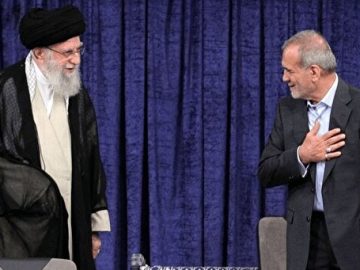 تعرض به رهبر انقلاب به‌منزله جنگ تمام عیار با ملت ایران است