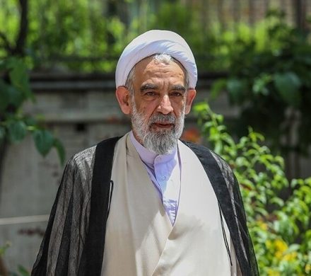 فرایند انتخاب رهبر جدید بر اساس اصول قانونی اساسی است