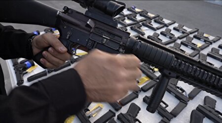 بازداشت ۱۹ تروریست به همراه ۱۳۷ قبضه سلاح آمریکایی